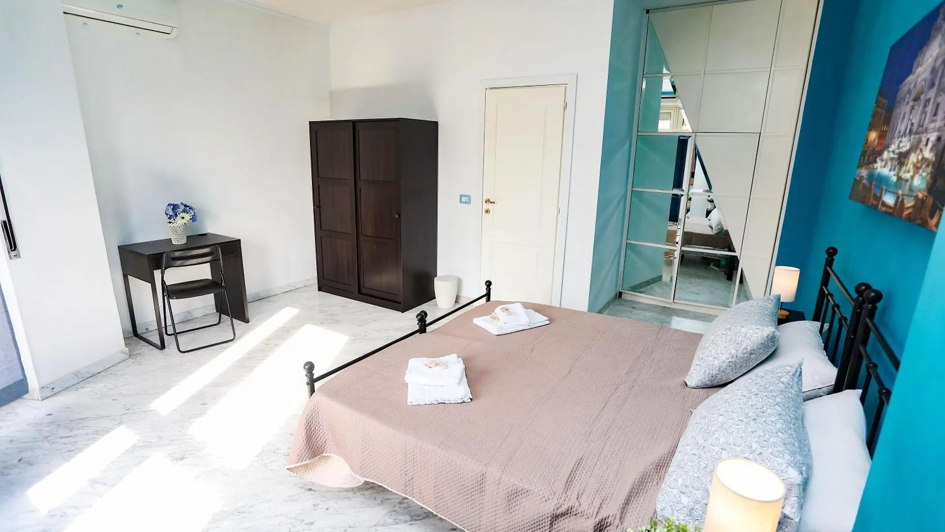 Domus Antica Trastevere Rome Bed & Breakfast